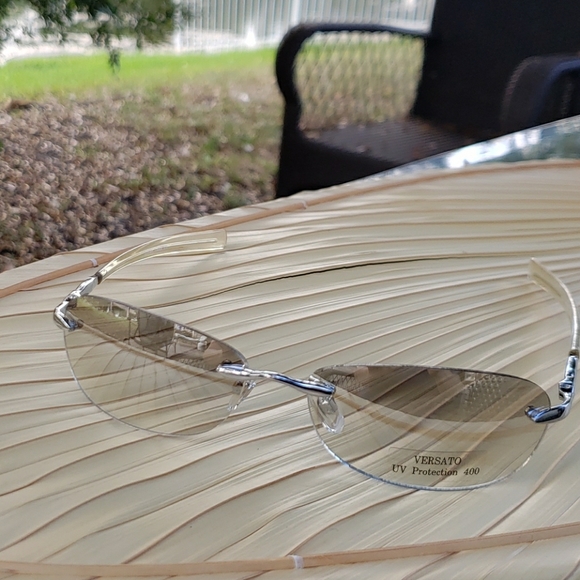 Mirrored unisex sunglasses